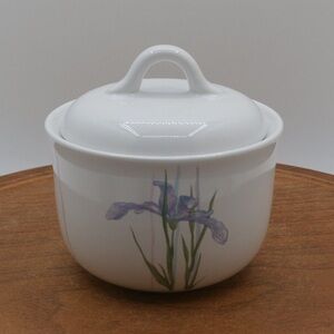 Vintage Corelle Coordinates Iris Purple 💜 Flower Ceramic Sugar Bowl W/Lid